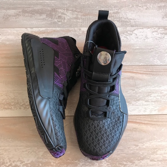 NWT Adidas Dame 5 Marvel “ Black Panther” Shoes - Picture 3 of 7